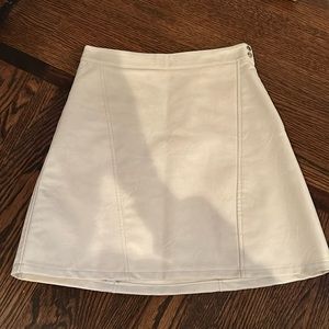 zara white leather mini skirt